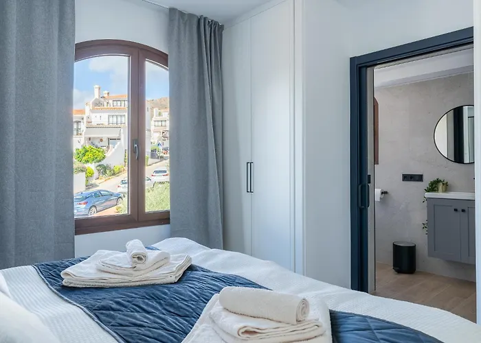 Luxury House With Private Heated Pool In Nerja! Dom wakacyjny Nerja