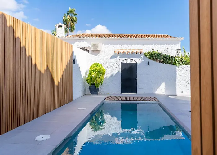 Dom wakacyjny Luxury House With Private Heated Pool In Nerja! *