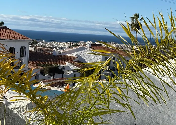 Luxury House With Private Heated Pool In Nerja!