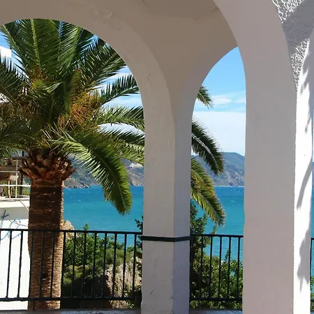 Luxury House With Private Heated Pool In Nerja! Semesterbostad *