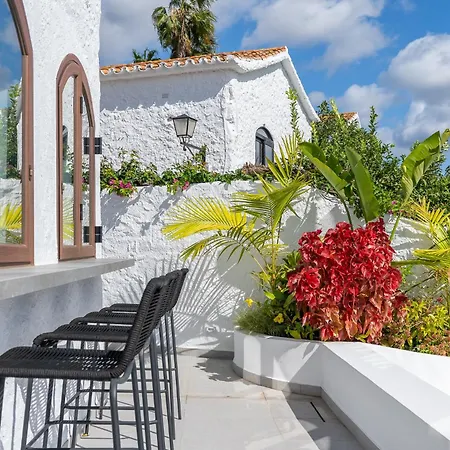 Luxury House With Private Heated Pool In Nerja! Ferienhaus