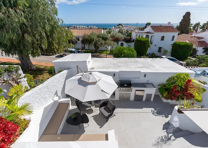 Luxury House With Private Heated Pool In Nerja! *