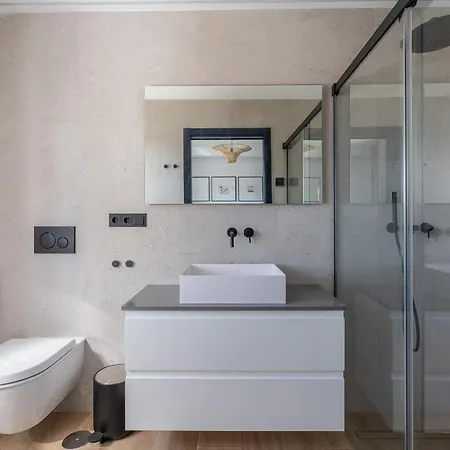 Luxury House With Private Heated Pool In Nerja! *