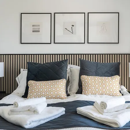 Luxury House With Private Heated Pool In Nerja!