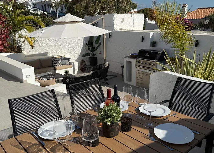 Luxury House With Private Heated Pool In Nerja! * 네르하